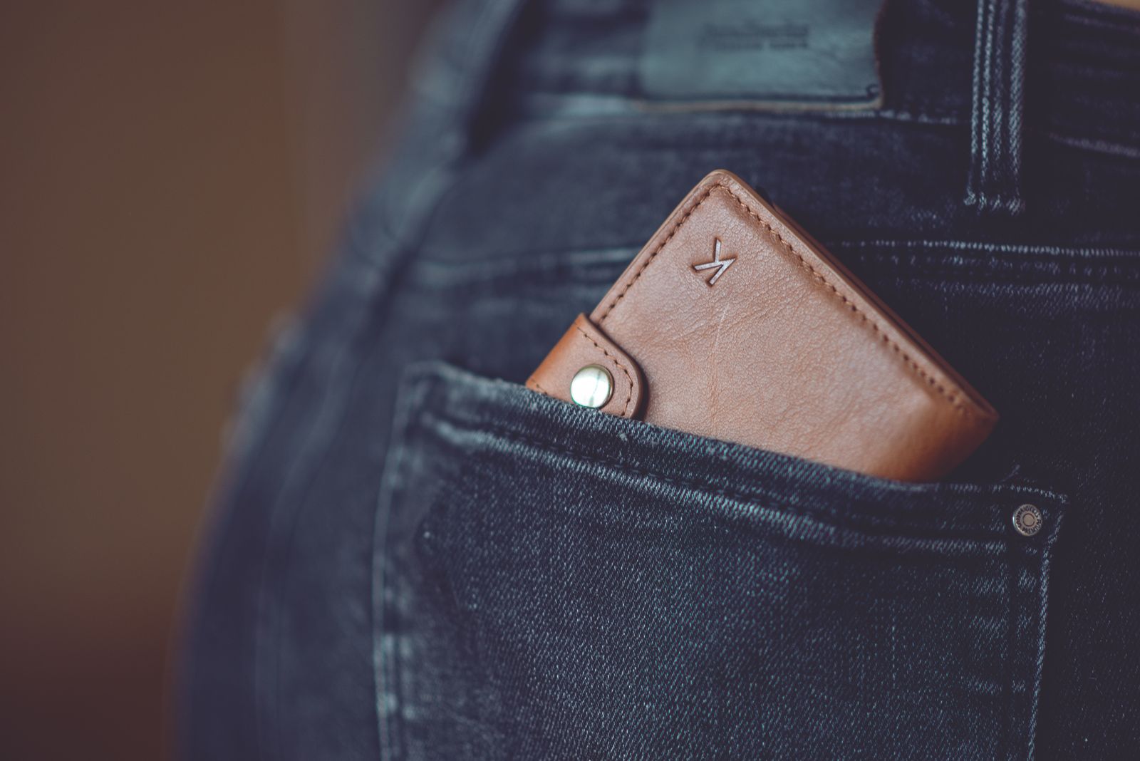 Cartera en el bolsillo trasero del pantalón